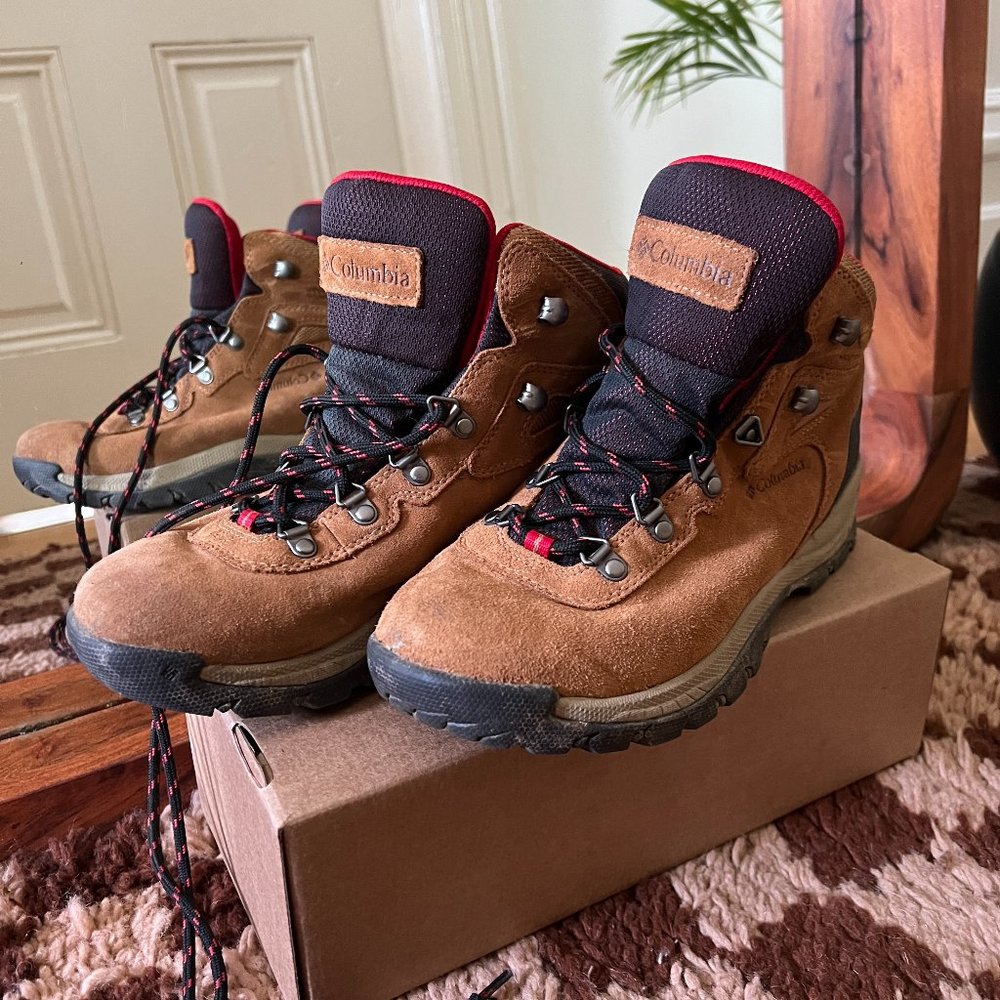 Columbia Women’s Newton Ridge™ Plus Waterproof Amped Hiking Boot
